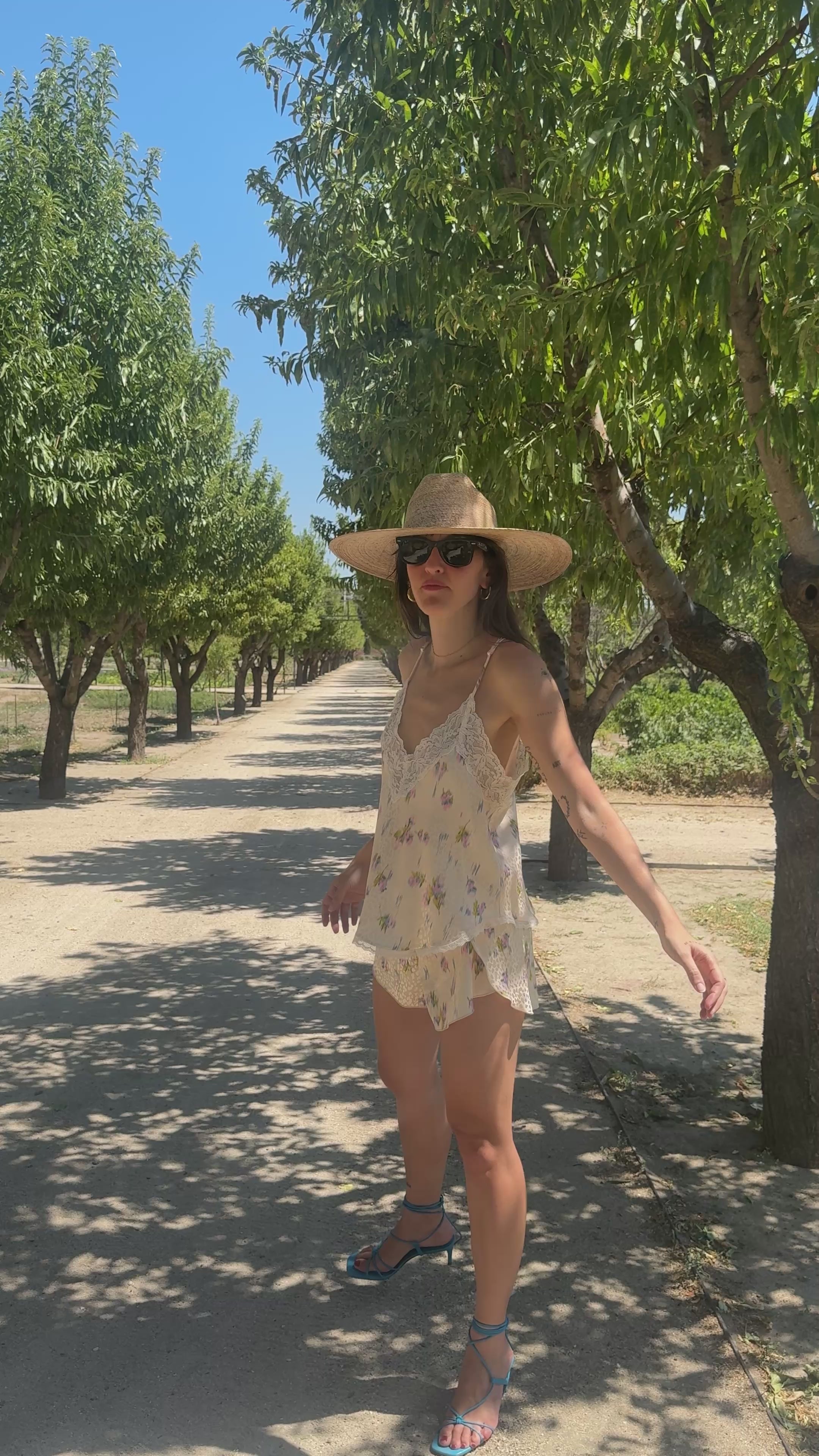 KATE PROVENCE SHORT